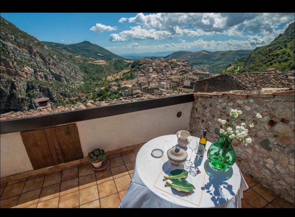 Nespecifikovaný výhled na hory nebo výhled na hory při pohledu z bed and breakfast