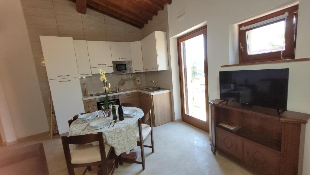Kuchyňa alebo kuchynka v ubytovaní Agriturismo Poggio la Lodola