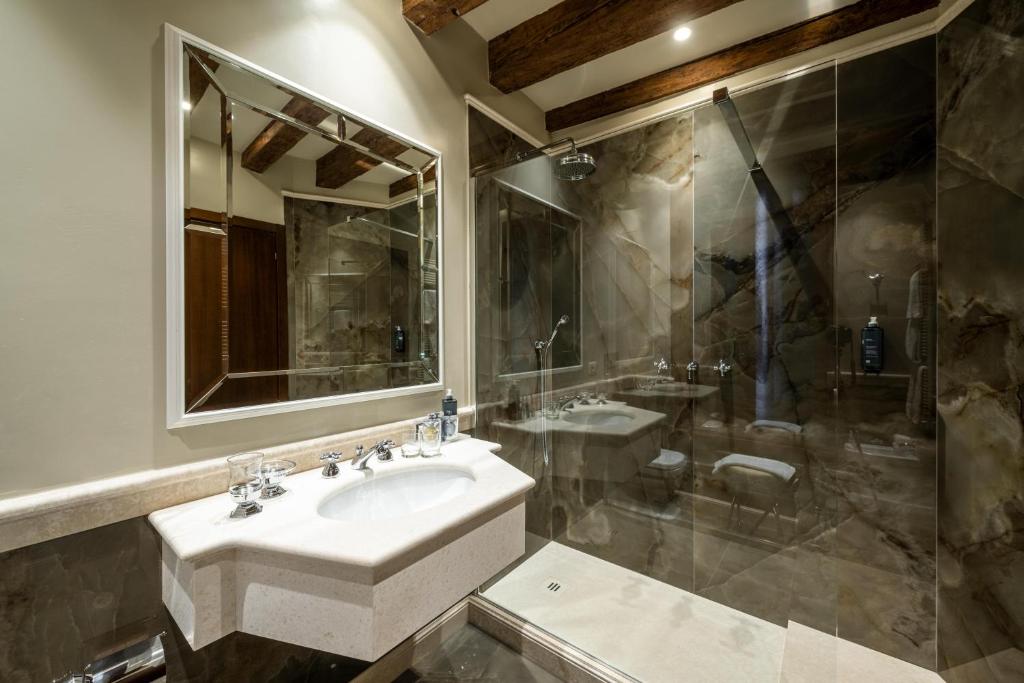 Koupelna v ubytování Hotel Palazzo Priuli