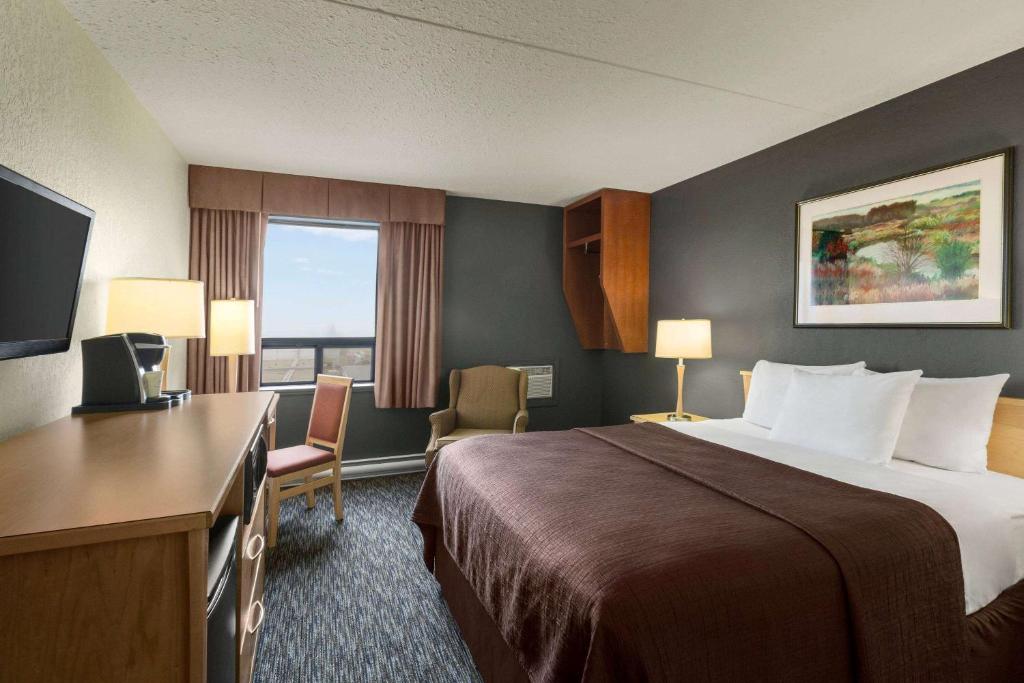Travelodge by Wyndham Edmonton West - Resim 24