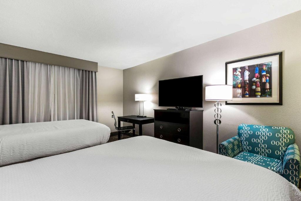 La Quinta by Wyndham San Diego Mission Bay photo