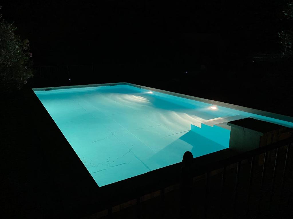 Maison de vacances à louer dans le Gard Provençal, semaine de 7 jours minimum, samedi au samedi, 10 personnes, Le Mas du Colombier - Casa De Cinco Dormitorios