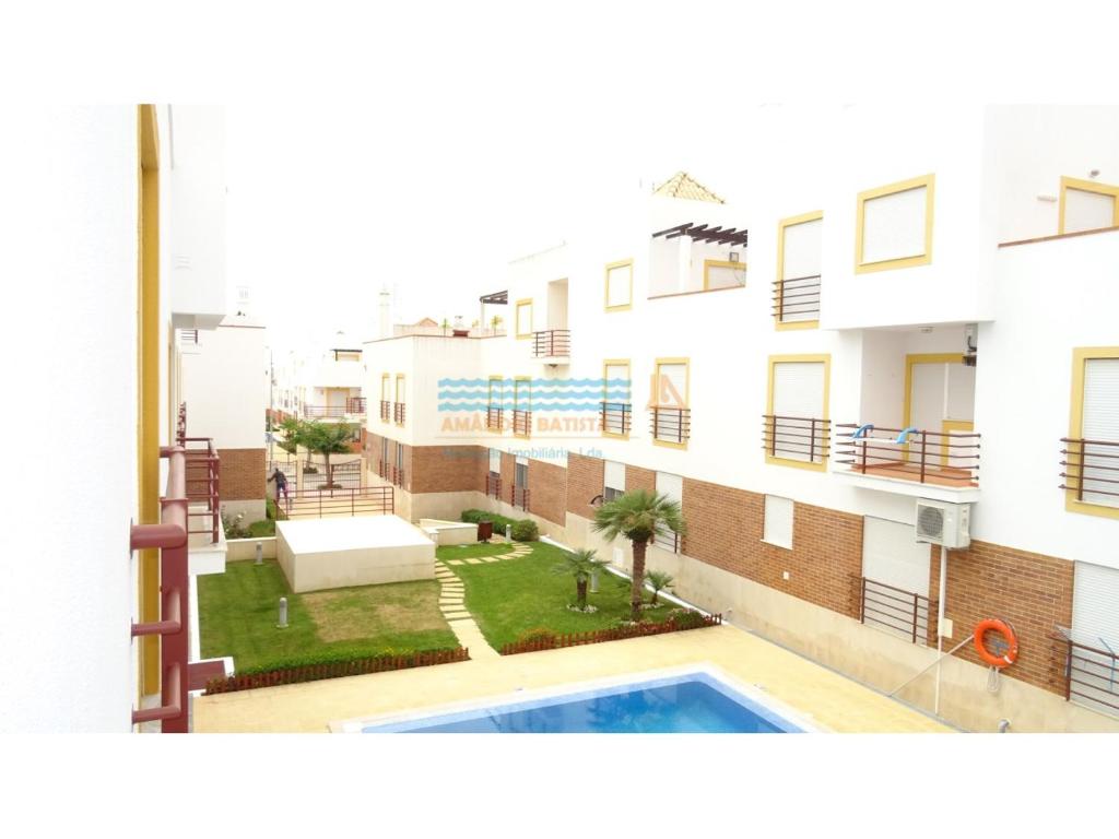 Πισίνα στο ή κοντά στο Casa da Mariana - T2 com piscina