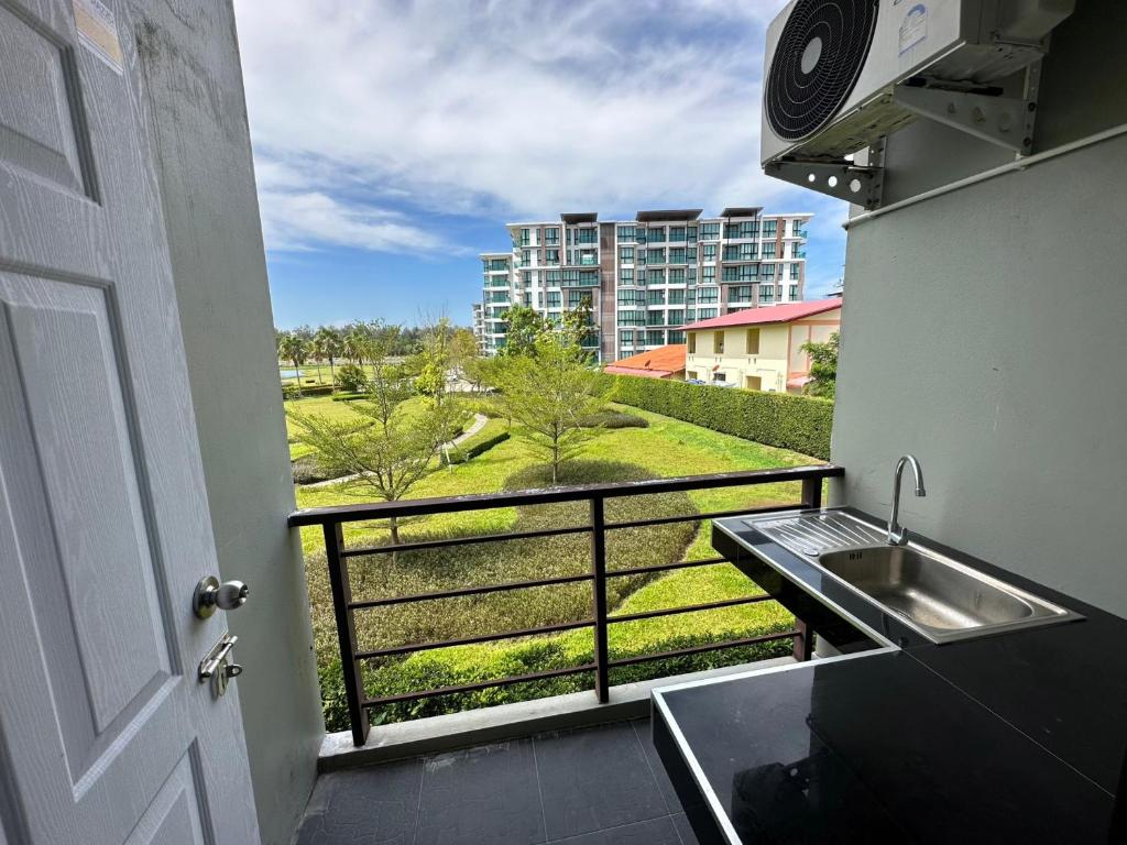 Fotografie z fotogalerie ubytování Better Life Residence Phuket v destinaci Nai Yang pláž