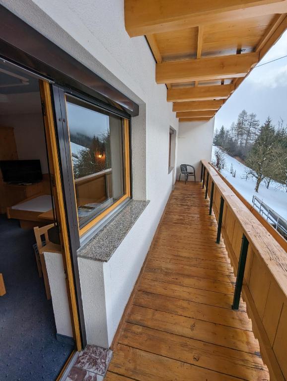 A balcony or terrace at Apartment Fatlar