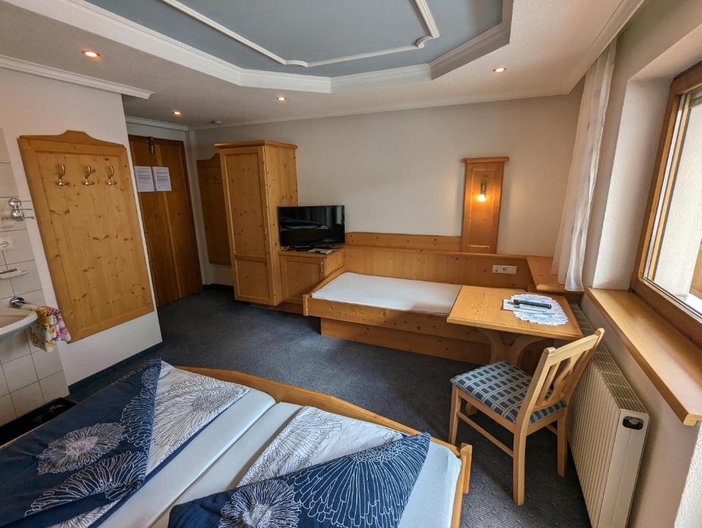 A bed or beds in a room at Apartment Fatlar