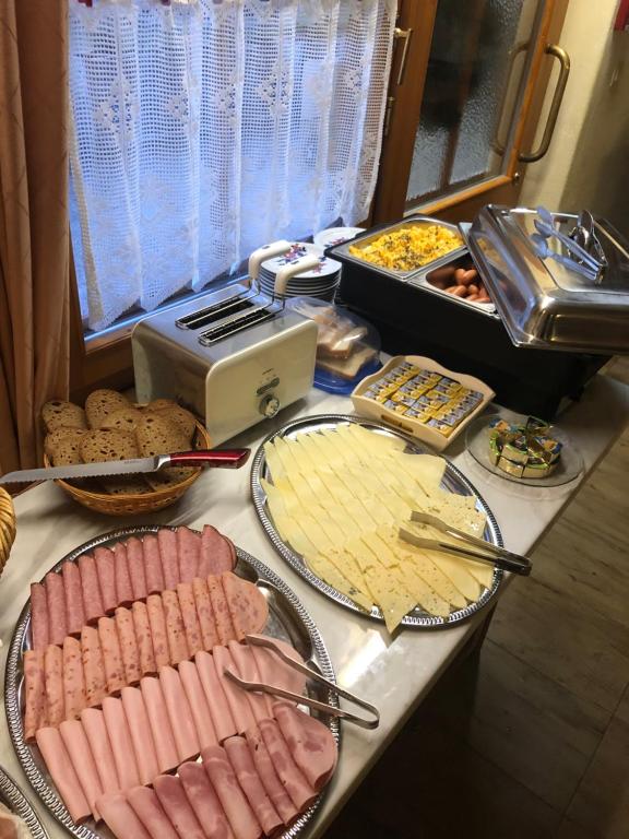 Étkezési lehetőség a vendégházban vagy a közelben