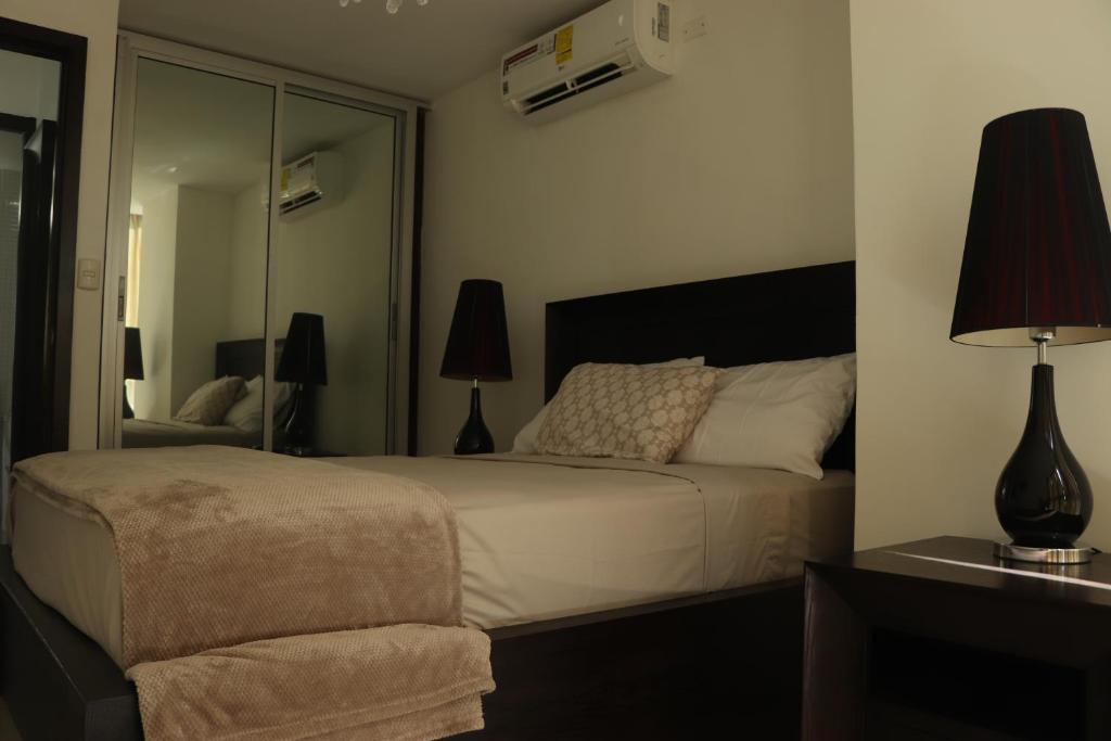 Postel nebo postele na pokoji v ubytování Alquiler Apto Ibiza Playa Corona- Reserva mínimo 2 noches