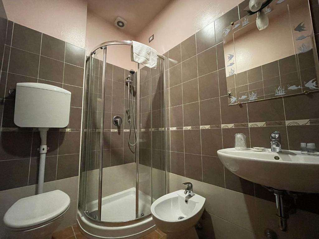 Koupelna v ubytování Hotel 26