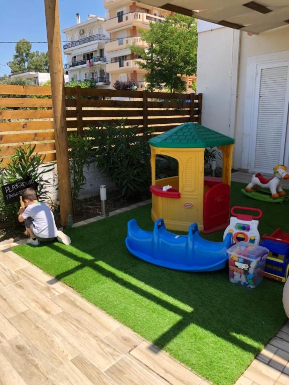 Herní místnost nebo prostor pro děti v ubytování Iason Apartments