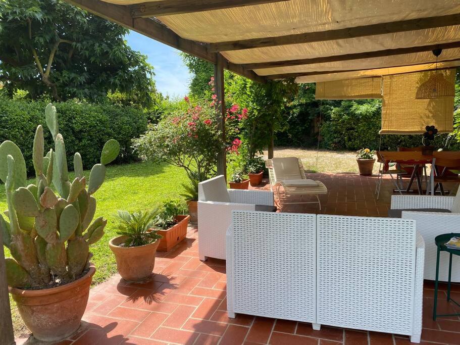 Gallery image of BARATTI casale i Salici POOL VIEW in Campiglia Marittima