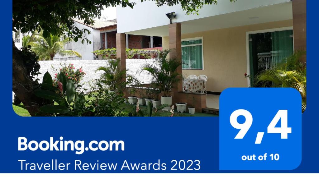 a review of a house in a residential subdivision at Casa de Temporada Guaibim in Guaibim