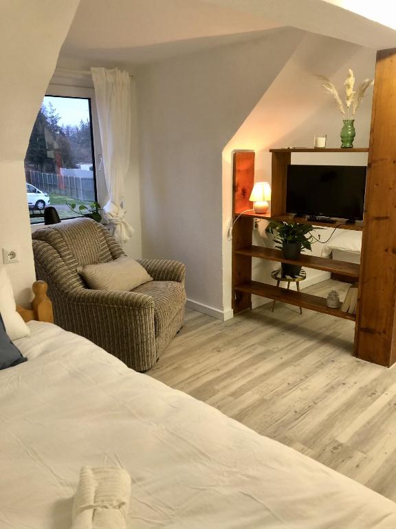 Gasthaus am Schloss - Chambre Jumelle Avec Salle De Bain Partagée