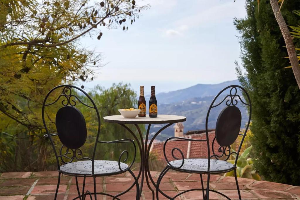 Fotografia z galérie ubytovania Casa Rural Boas, con vistas impresionantes, Barbacoa en Cómpeta by CostaDelSolEscapes v destinácii Cómpeta