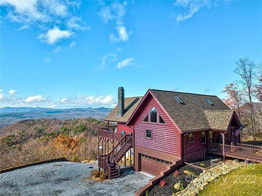 Luxury Mountain Cabin Retreat w/ Stunning Views, Bostic (updated prices
