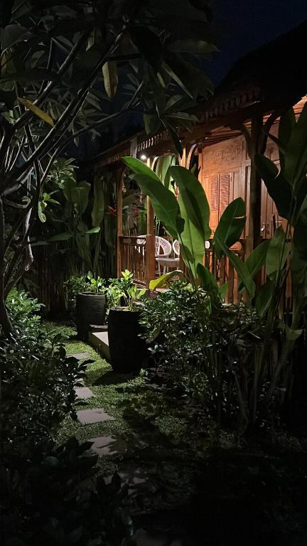 Suitetrails - Moson Villa Legian