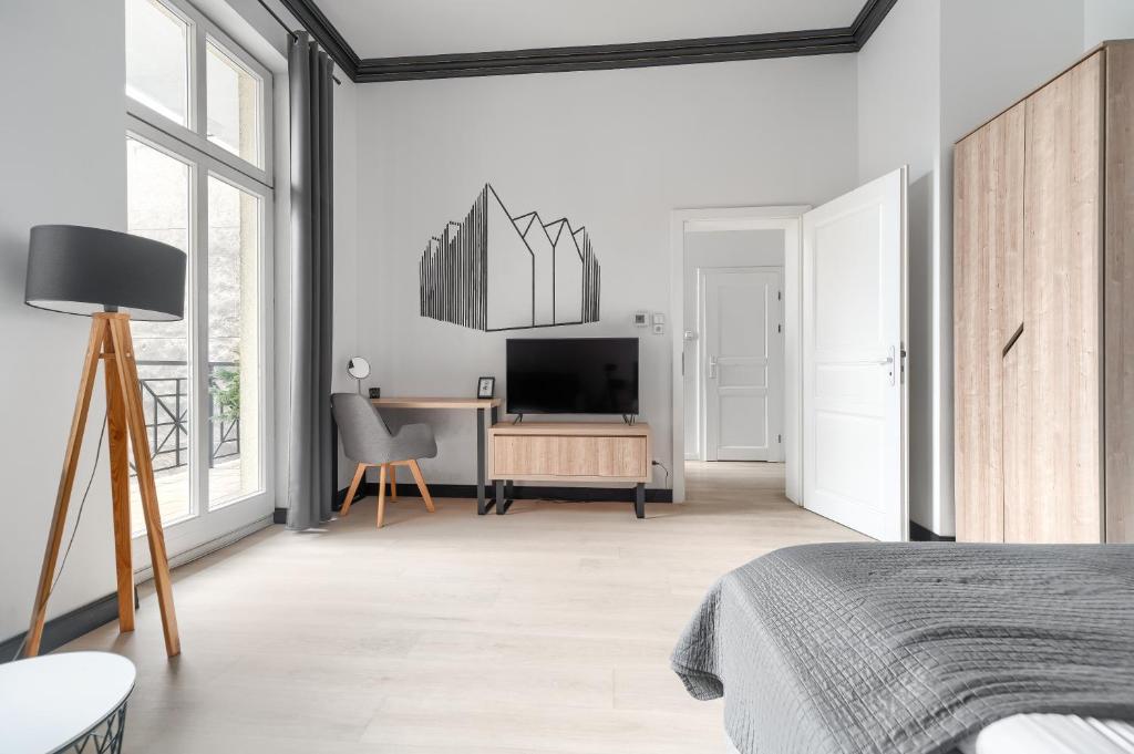 Aparthotel Platinum - Apartment With Balcony