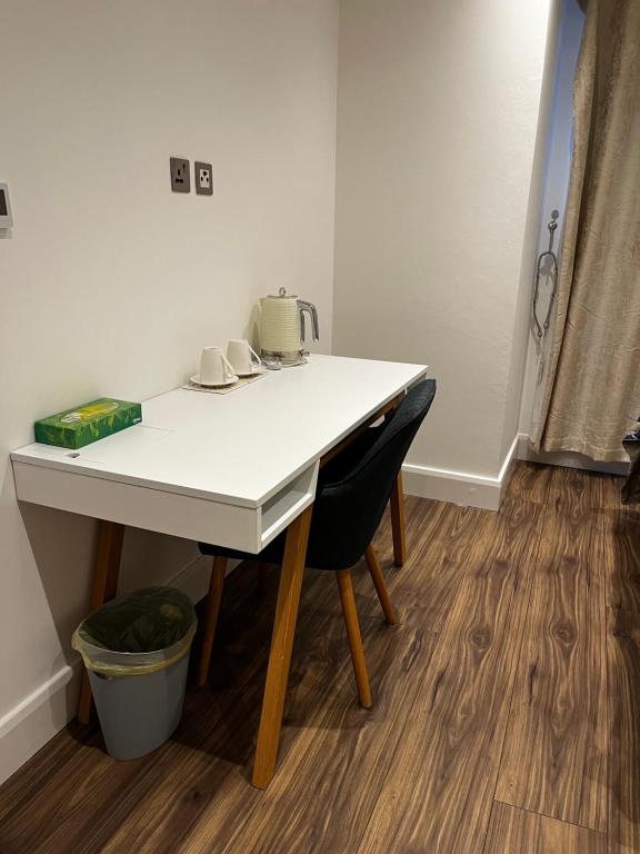 Season house - Double Room With Private Bathroom