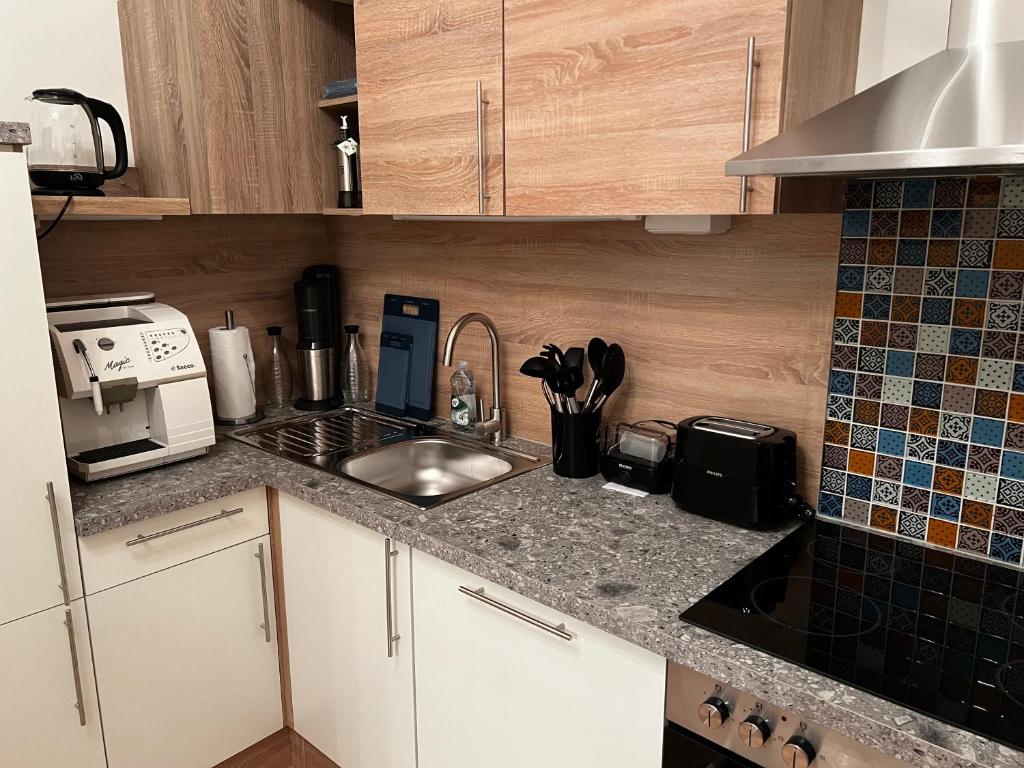 A kitchen or kitchenette at S&E Apartments Vienna