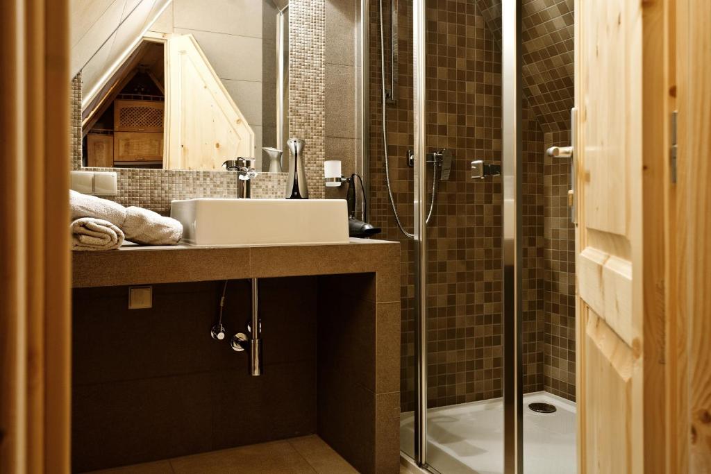 Kúpeľňa v ubytovaní Apartament Widokowy i Wyjątkowy Kościelisko