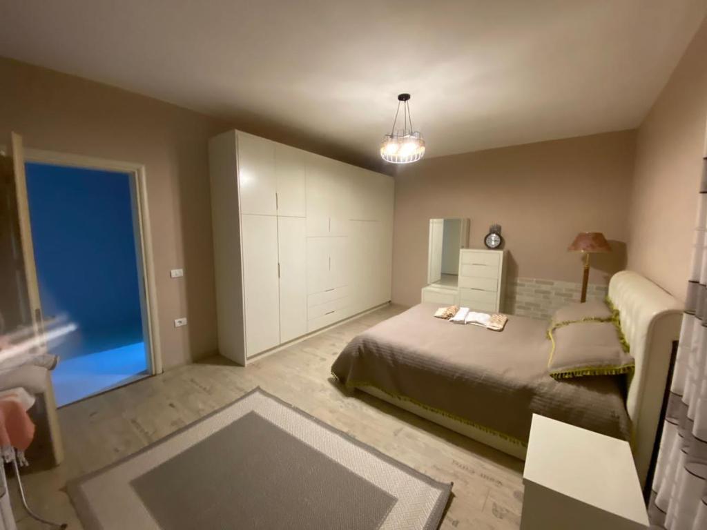 Moni Apartments - Image 2