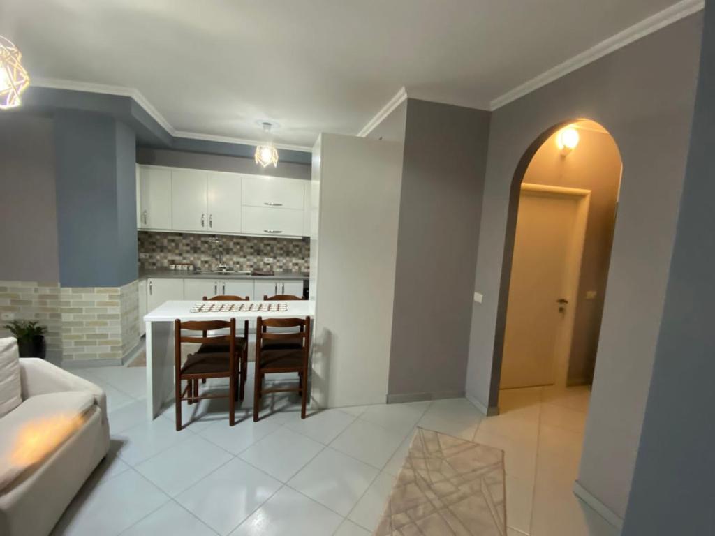 Moni Apartments - Image 7