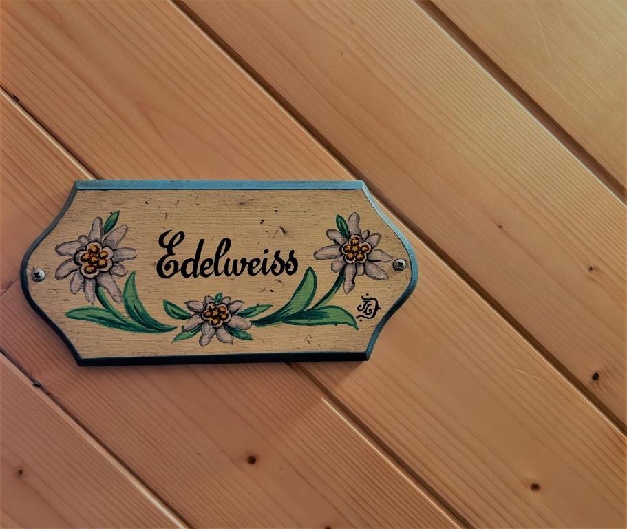 Certifikát, ocenenie alebo iný dokument vystavený v ubytovaní Appartement EDELWEISS