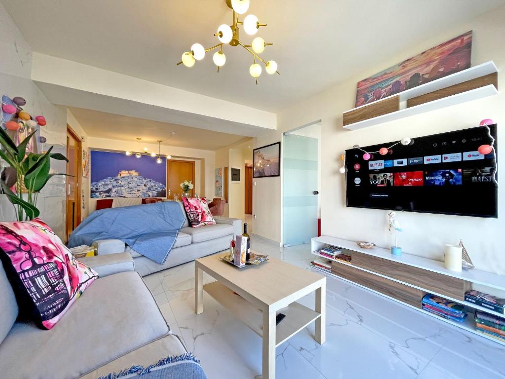 Фотография из галереи New Luxurious apartment - 1 minute from Elli Beach в Родосе