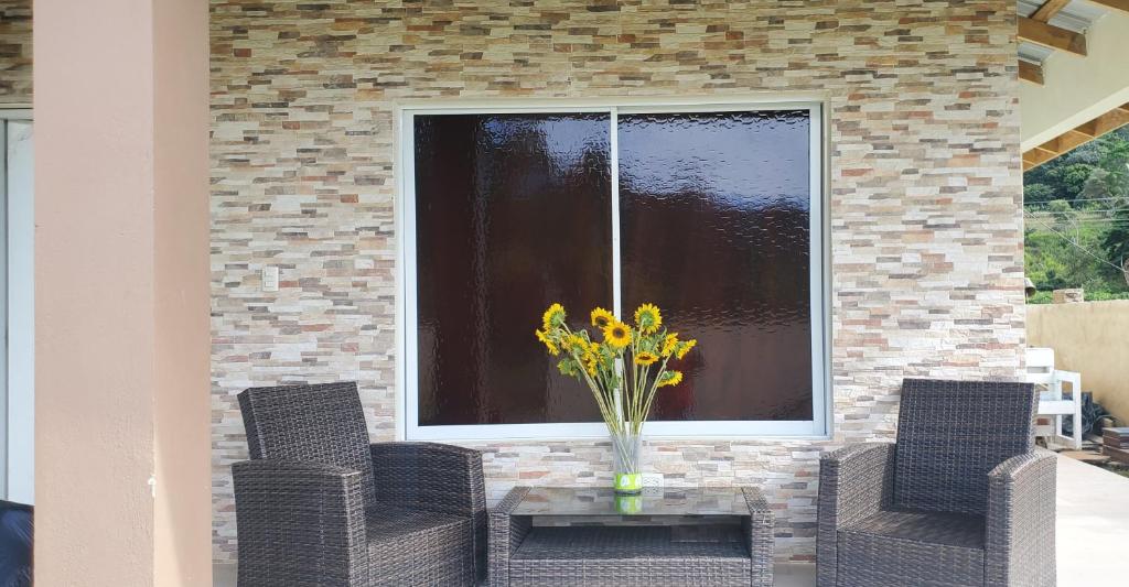 Posezení v ubytování Sunflower village villa girasoles