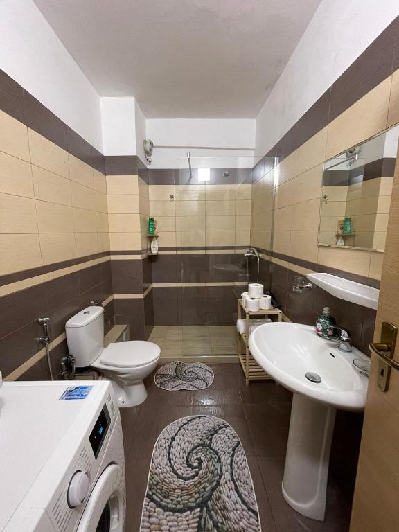 New Apartment in Center of Tirana - Image 8