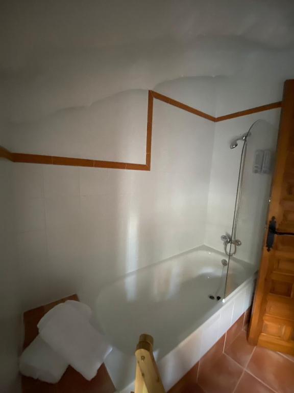 Koupelna v ubytování Acogedora Casa Rural en Olvera La Morada