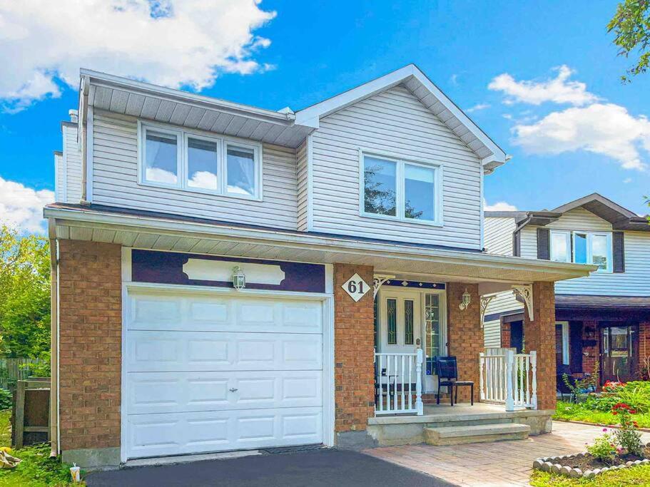 Spacious Family Home Close to Downtown King Bed, Ottawa (updated