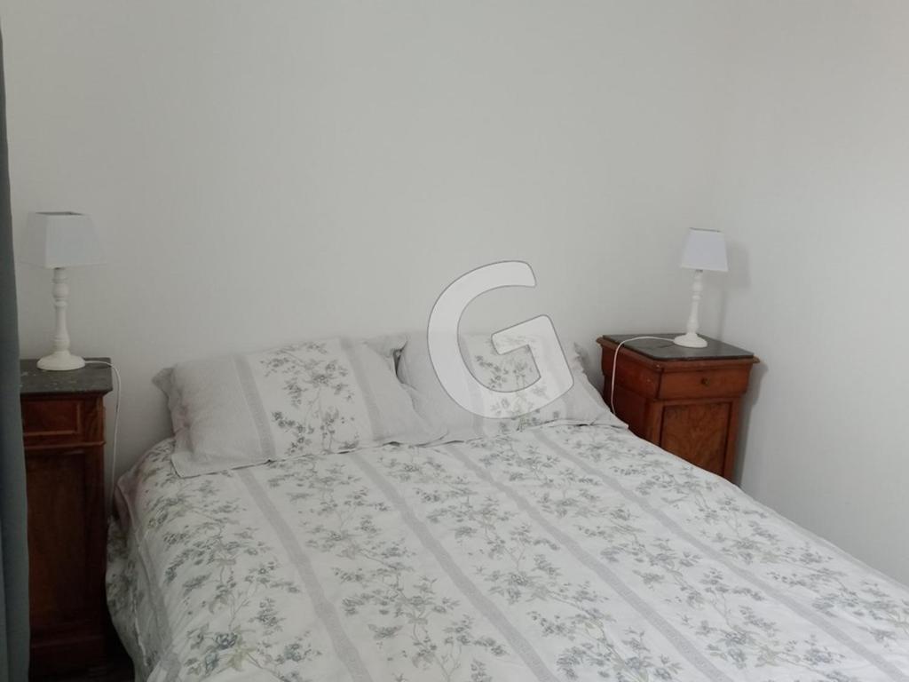 Posteľ alebo postele v izbe v ubytovaní Maison proche mer pour 8 personnes avec terrasse, proche commerces et activités, La Tranche-sur-Mer - FR-1-357-297
