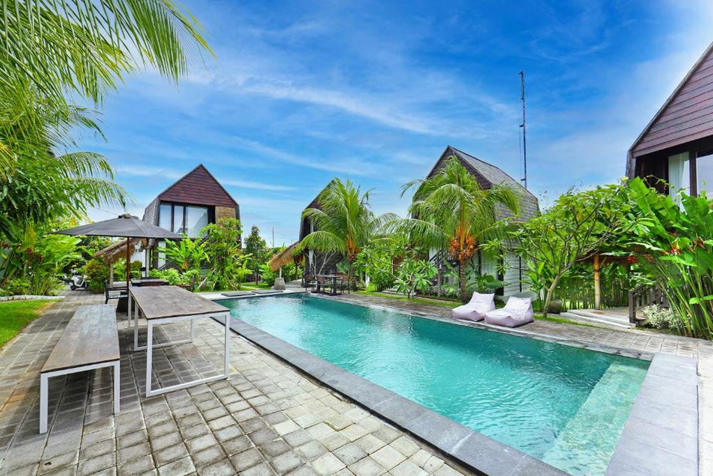 Piscina a BB Garden Resort o a prop