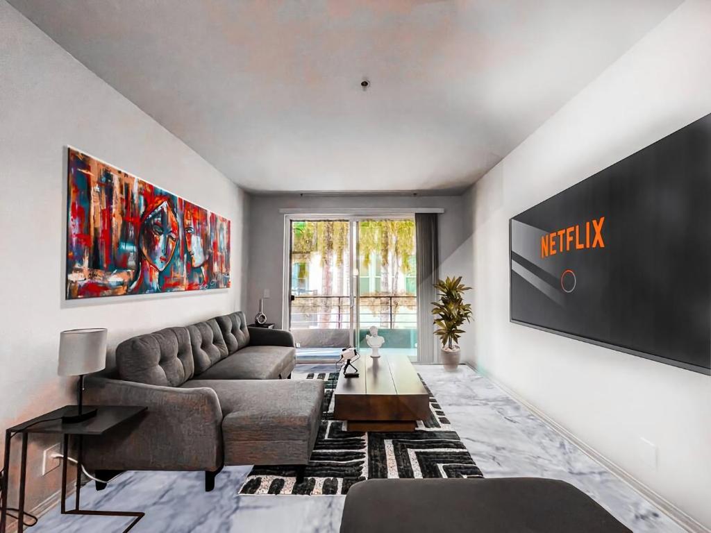 The Love of Marina del Rey, Los Angeles (updated prices 2024)