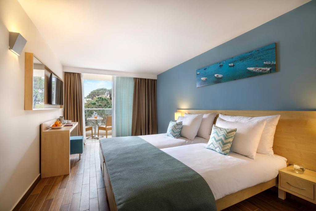 Valamar Bellevue Resort - All Inclusive - 1