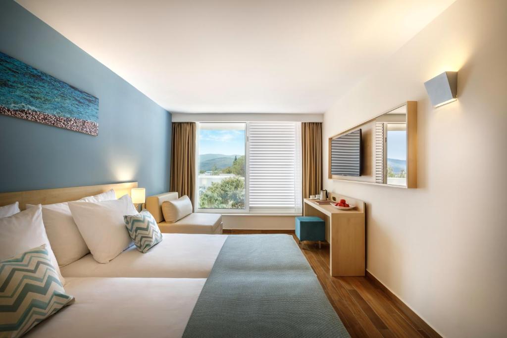 Valamar Bellevue Resort - All Inclusive - 8