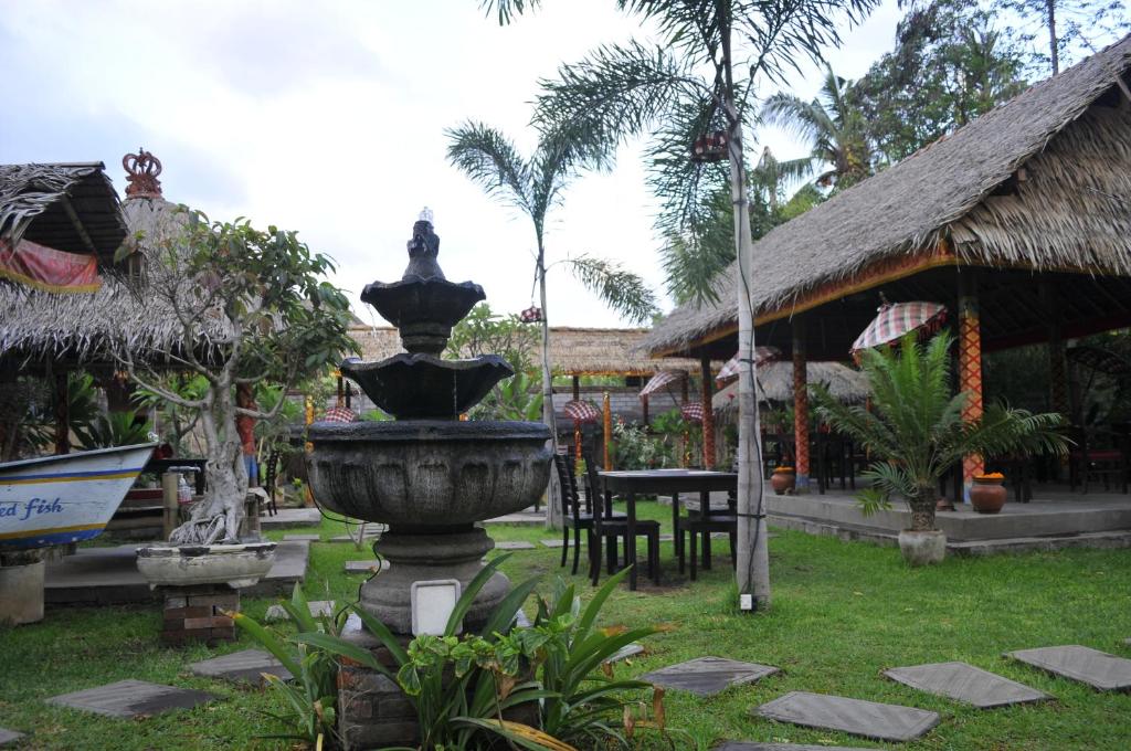 Zahrada ubytování Tirta Sari Bungalow