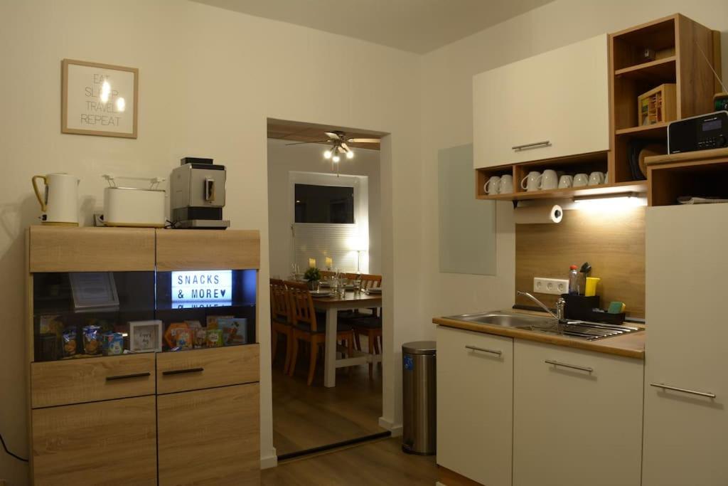 Kuchyň nebo kuchyňský kout v ubytování Ferienhaus Kiebitznüst in Emden
