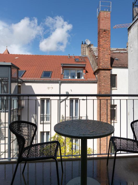 Schoenhouse City Street - Resim 18