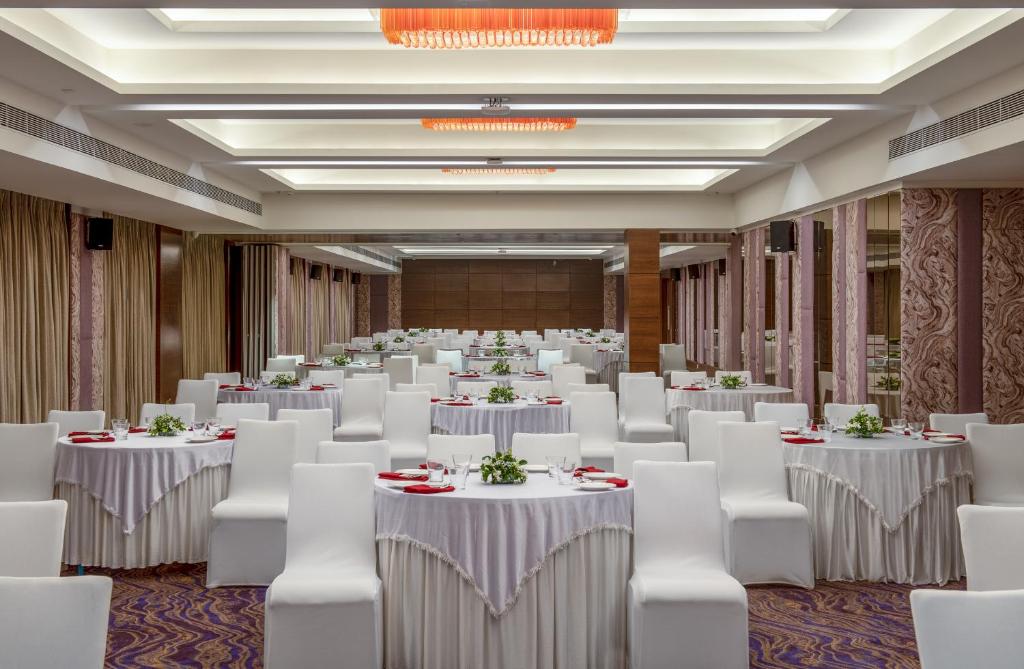 Restaurace v ubytování Vivanta Mangalore Oldport Road - Formerly Known as Taj Manjarun