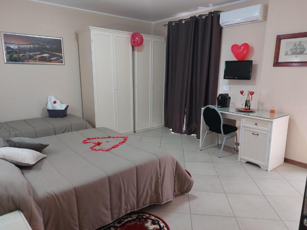 Łóżko lub łóżka w pokoju w obiekcie Fiumicino Inn Airport