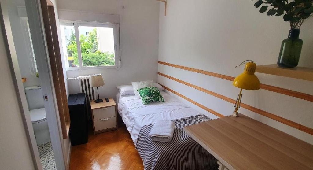 Real Beds Madrid - Camera Singola Con Bagno Privato Esterno