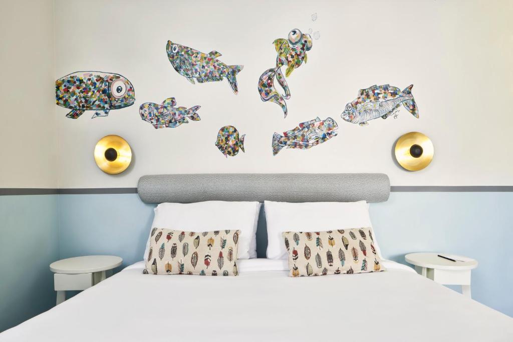 Turtle's Inn Hotel - 8