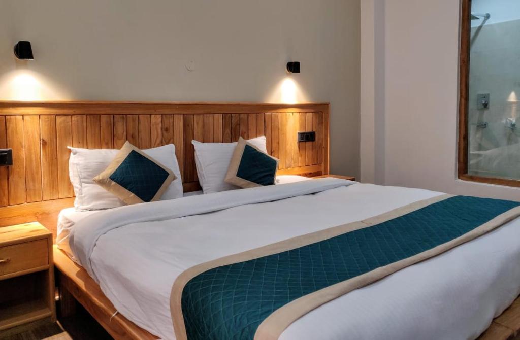 Katil atau katil-katil dalam bilik di Gyalsaa Inn