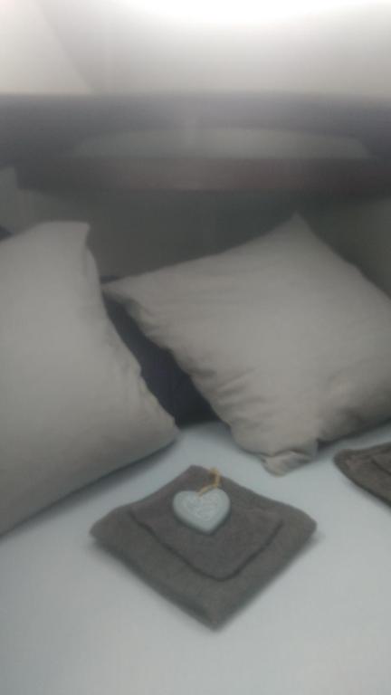 Postel nebo postele na pokoji v ubytování nuit sur un voilier