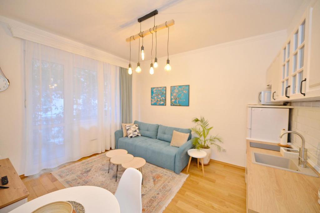 Prostor za sedenje u objektu Old Kotor apartment
