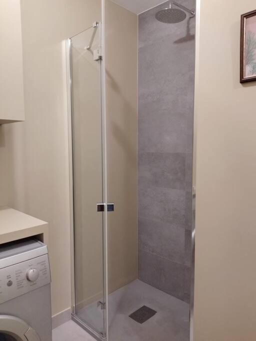 A bathroom at La vetrina sulla città