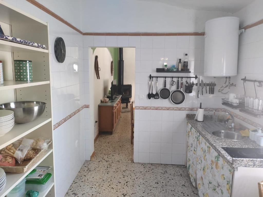 Kuchyň nebo kuchyňský kout v ubytování Casa Almadén 1