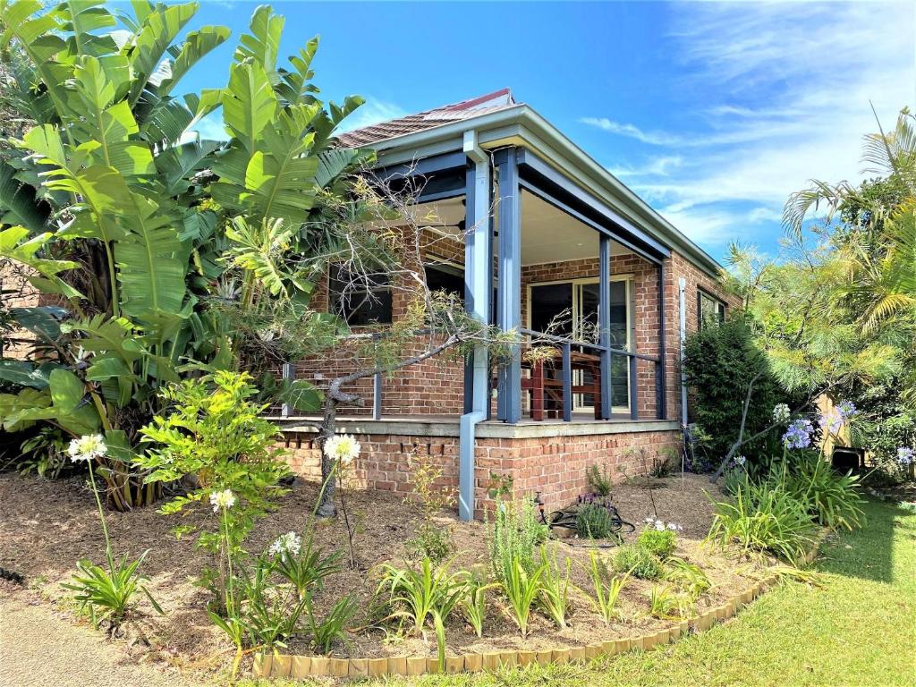 Kute Beach Shack, Valla Beach (updated prices 2024)